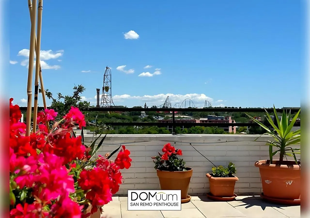 Domuum Holidays - San Remo Penthouse Salou 0*,  Spain