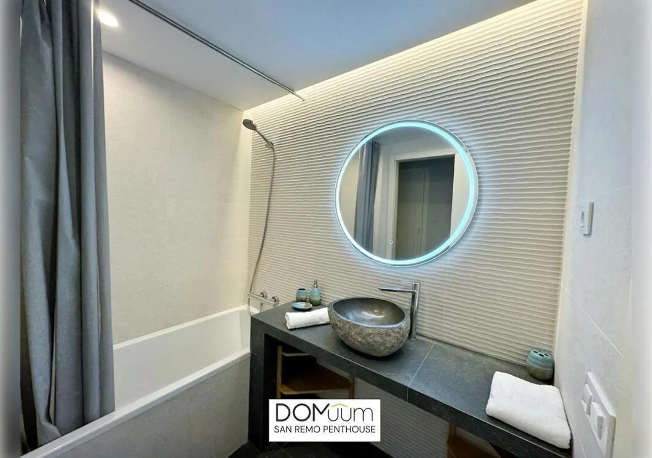 Domuum Holidays - San Remo Penthouse Salou