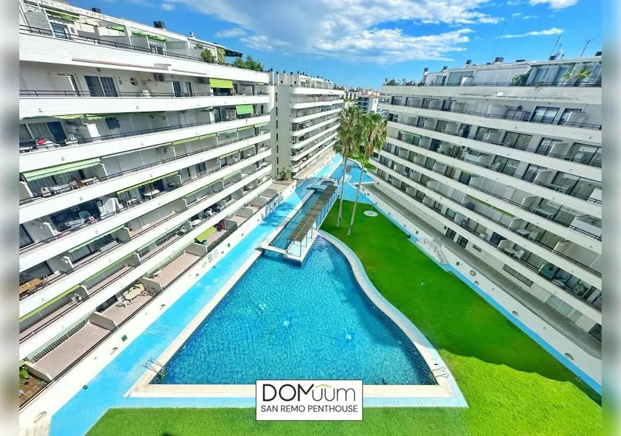 Domuum Holidays - San Remo Penthouse Salou Apartment