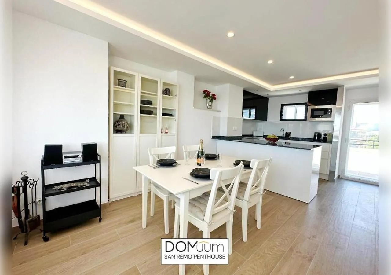Domuum Holidays - San Remo Penthouse Salou 0*,  Spain