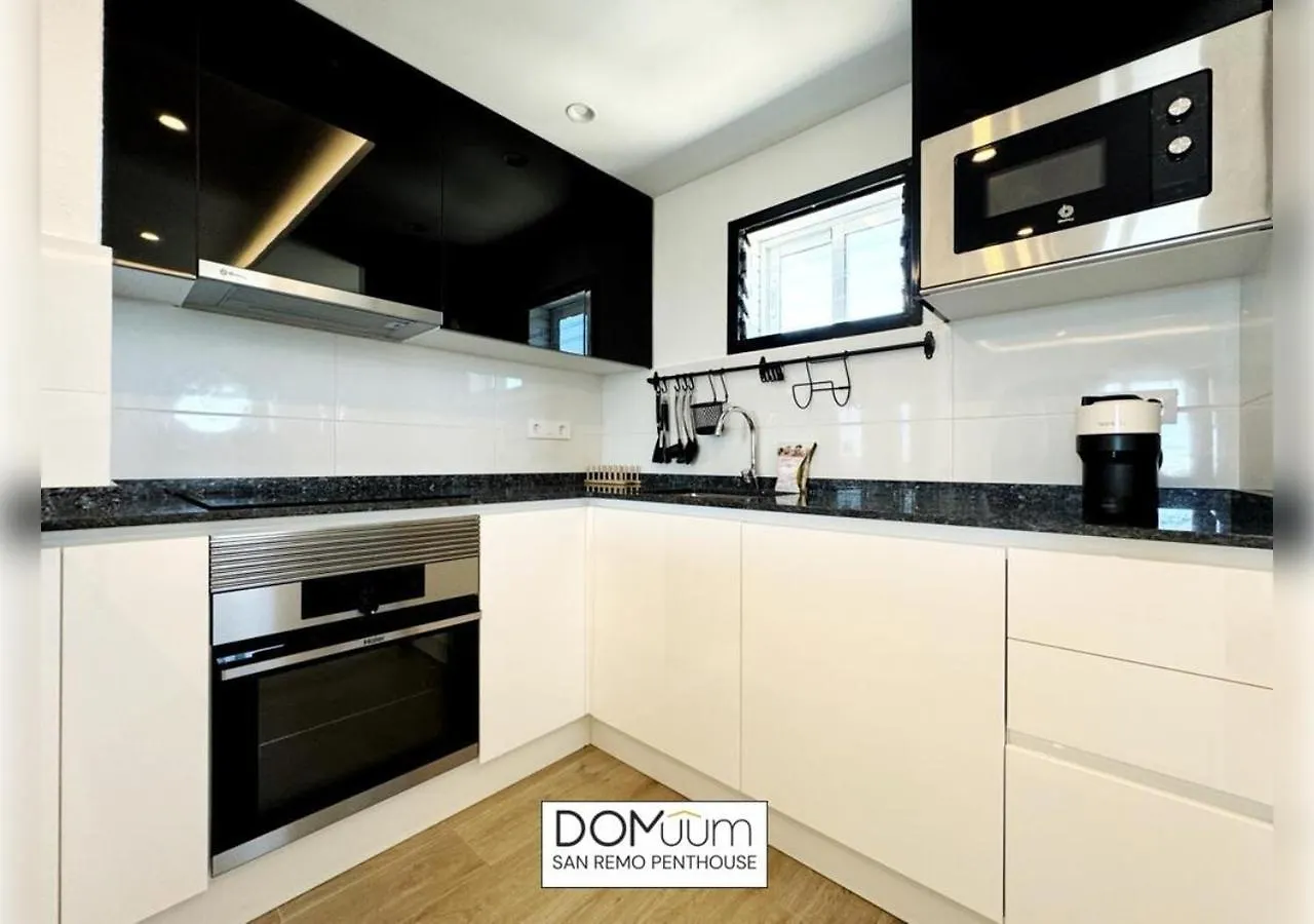 Domuum Holidays - San Remo Penthouse Salou