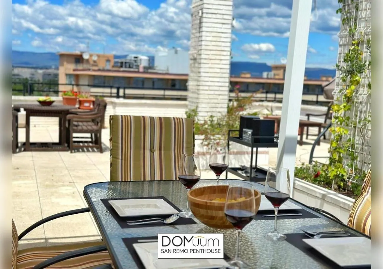 Domuum Holidays - San Remo Penthouse Salou Spain