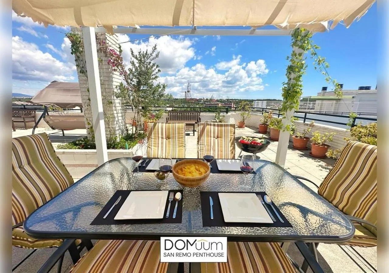 Domuum Holidays - San Remo Penthouse Salou 0*,  Spain