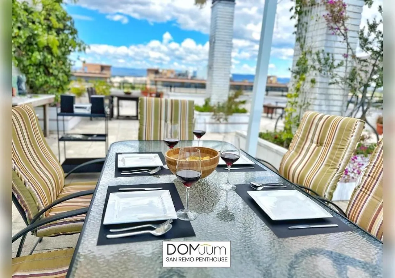 Apartment Domuum Holidays - San Remo Penthouse Salou Spain