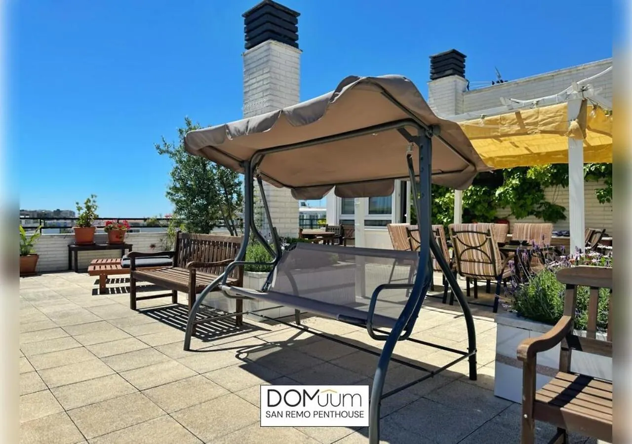 Apartment Domuum Holidays - San Remo Penthouse Salou Spain